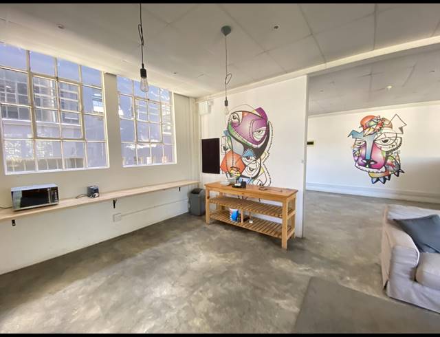 137M² OFFICE TO LET IN WOODSTOCK